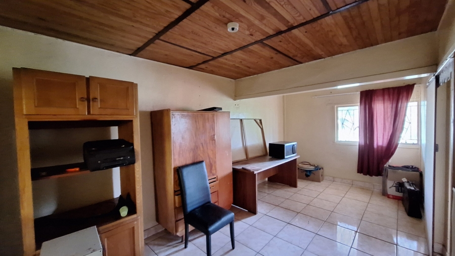 9 Bedroom Property for Sale in Haaskraal A H North West